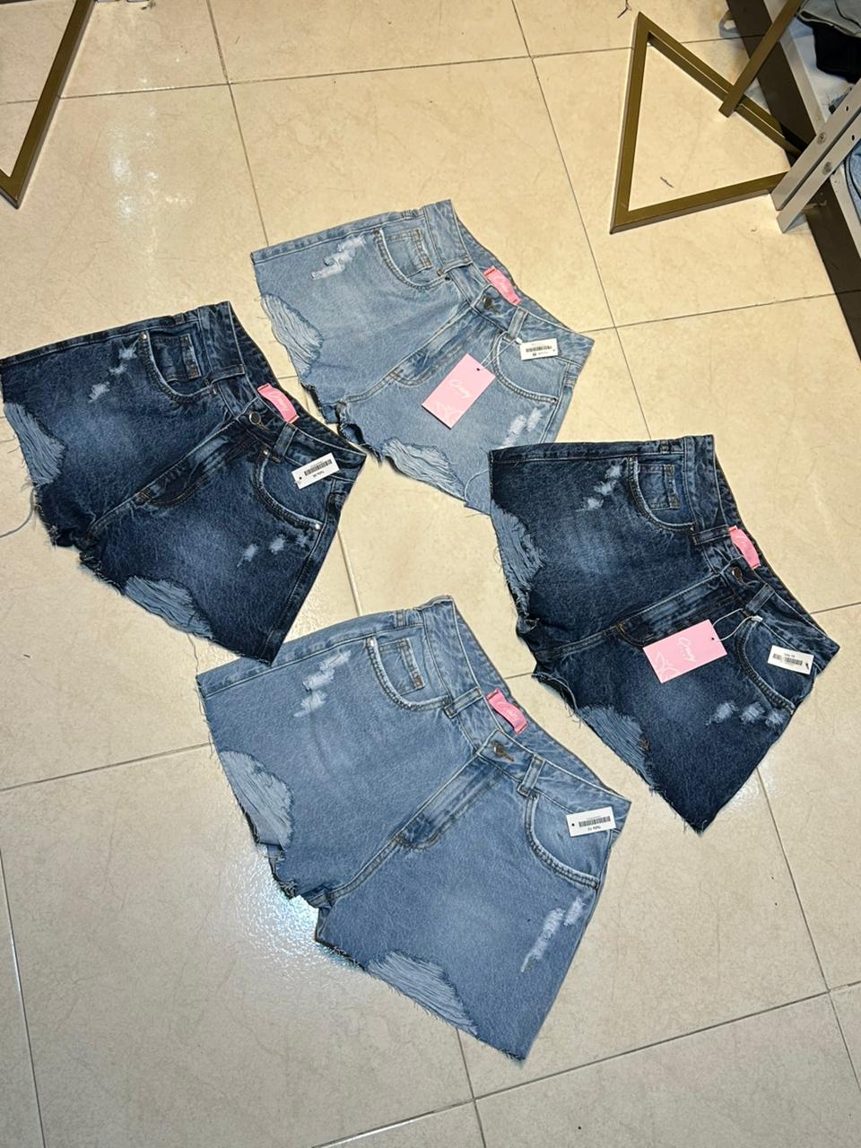 SHORT BLUE